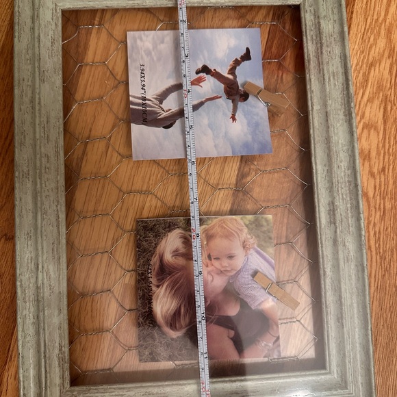 Rustic Farmhouse Photo Frame Set - Picture 3 of 5
